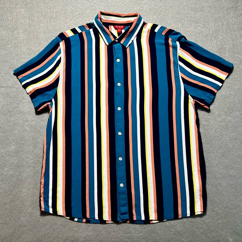GUESS Los Angeles Men’s Shirt Large Multicolor Vertical Stripes Rayon Blend